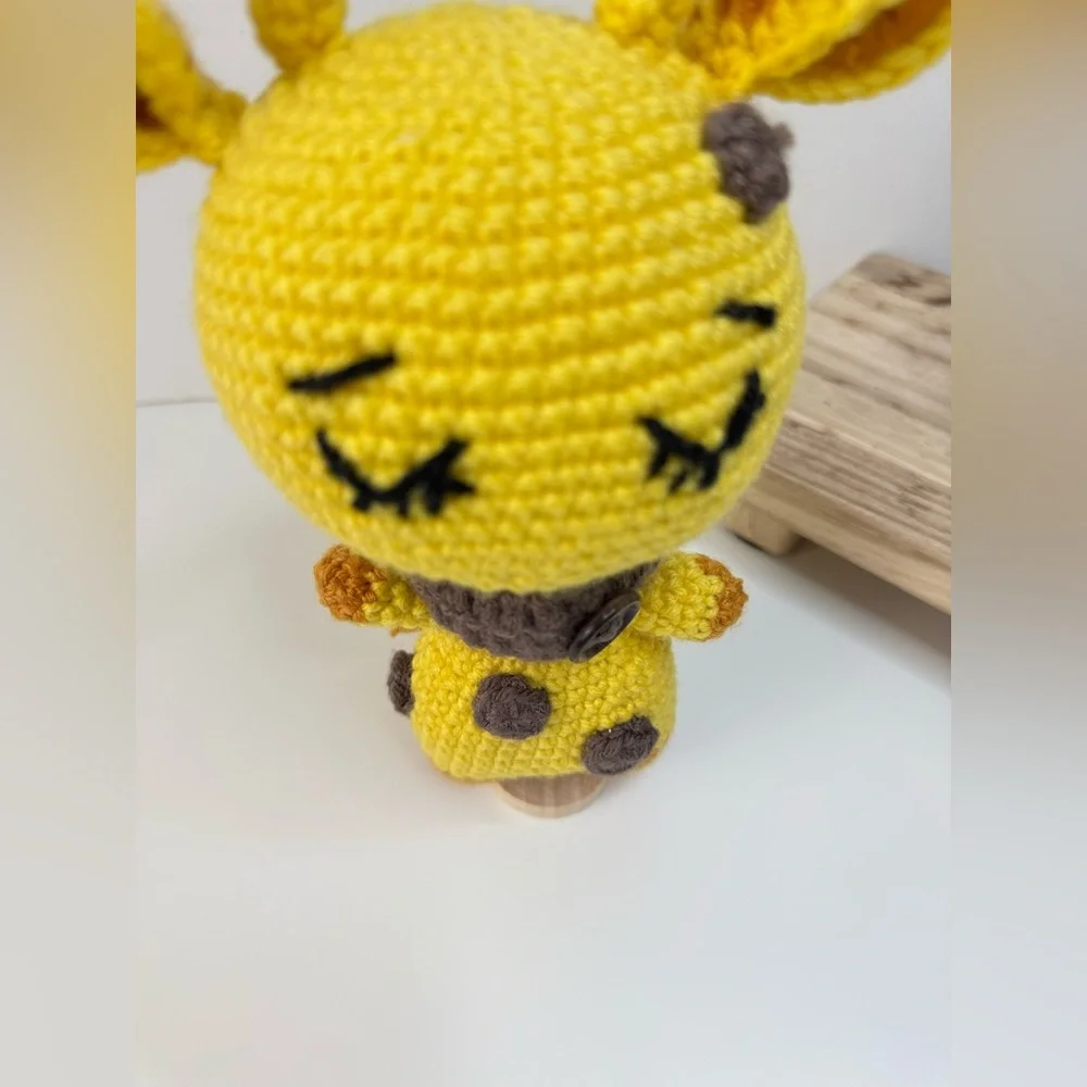 Sleeping Baby Giraffe Handmade Crochet Amigurumi - Picture 6 of 9